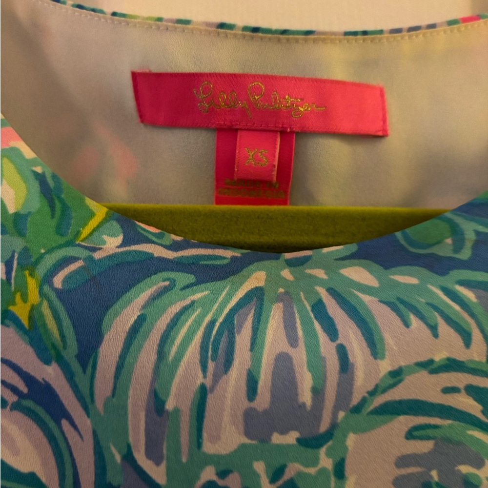 Lilly Pulitzer Darlah Top XS - Picture 5 of 7